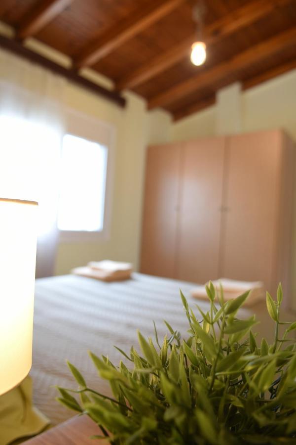 Appartamento Plateia Sea View Loft Samos Town Esterno foto